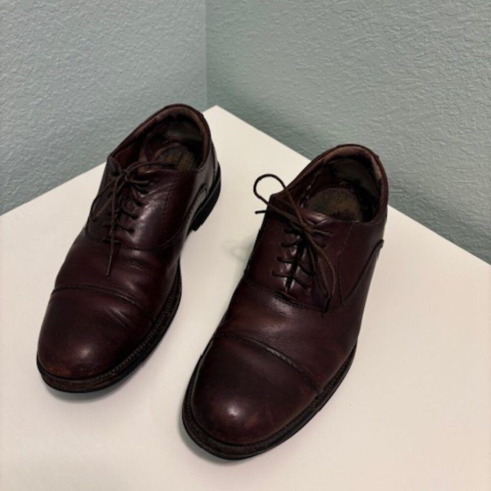 Johnston & Murphy Cap Toe Oxford Shoe Leather 9.5 size - SALE! Paid $200